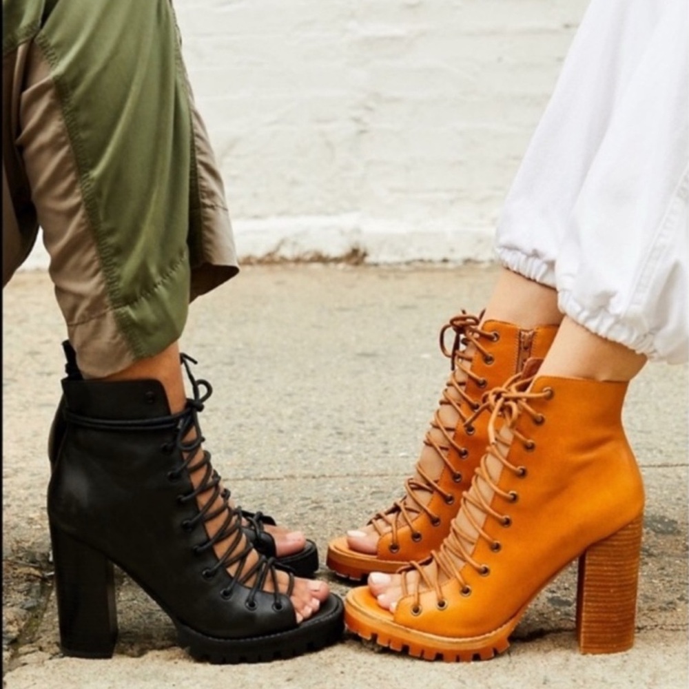 Women’s Black Lace-Up Boots